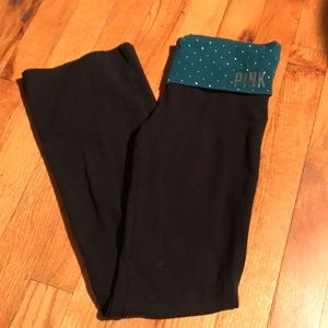 SOLD! Victoria’s Secret PINK Size S Leggings